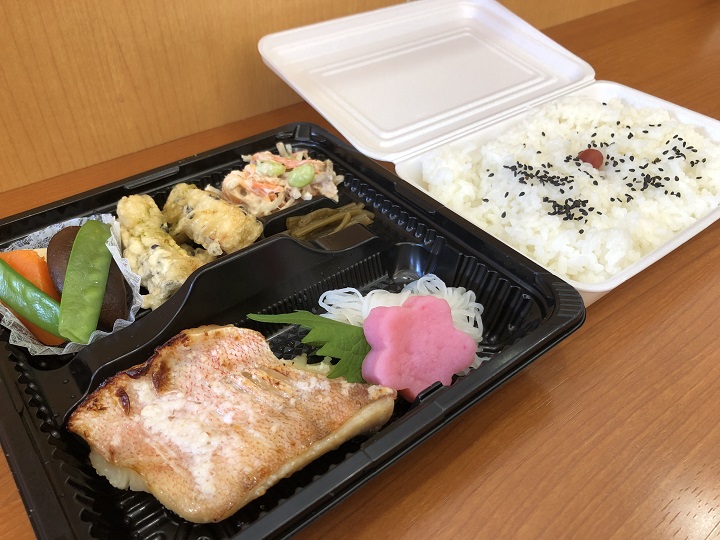 お弁当(店頭販売用)